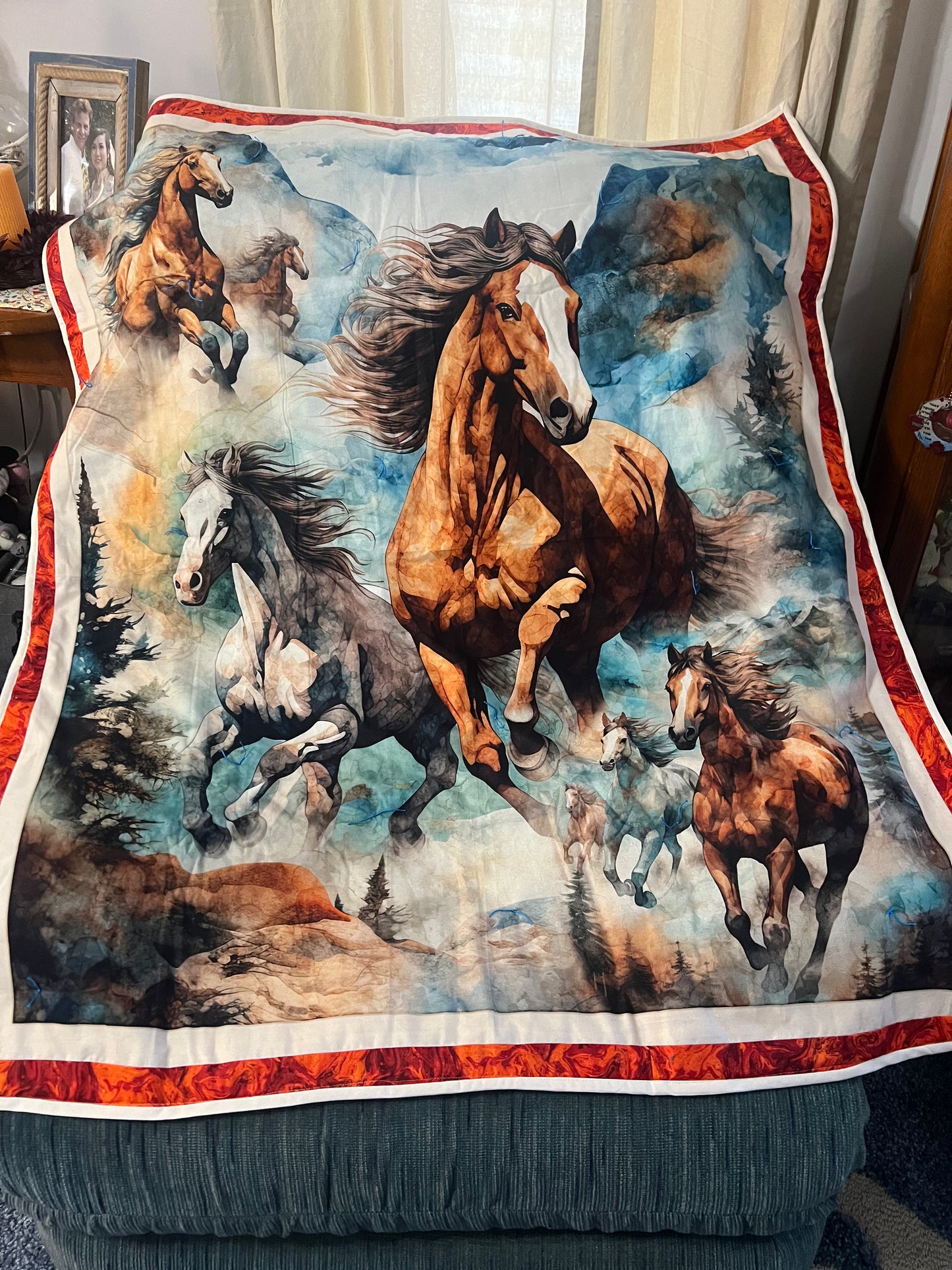 horse lap quilt